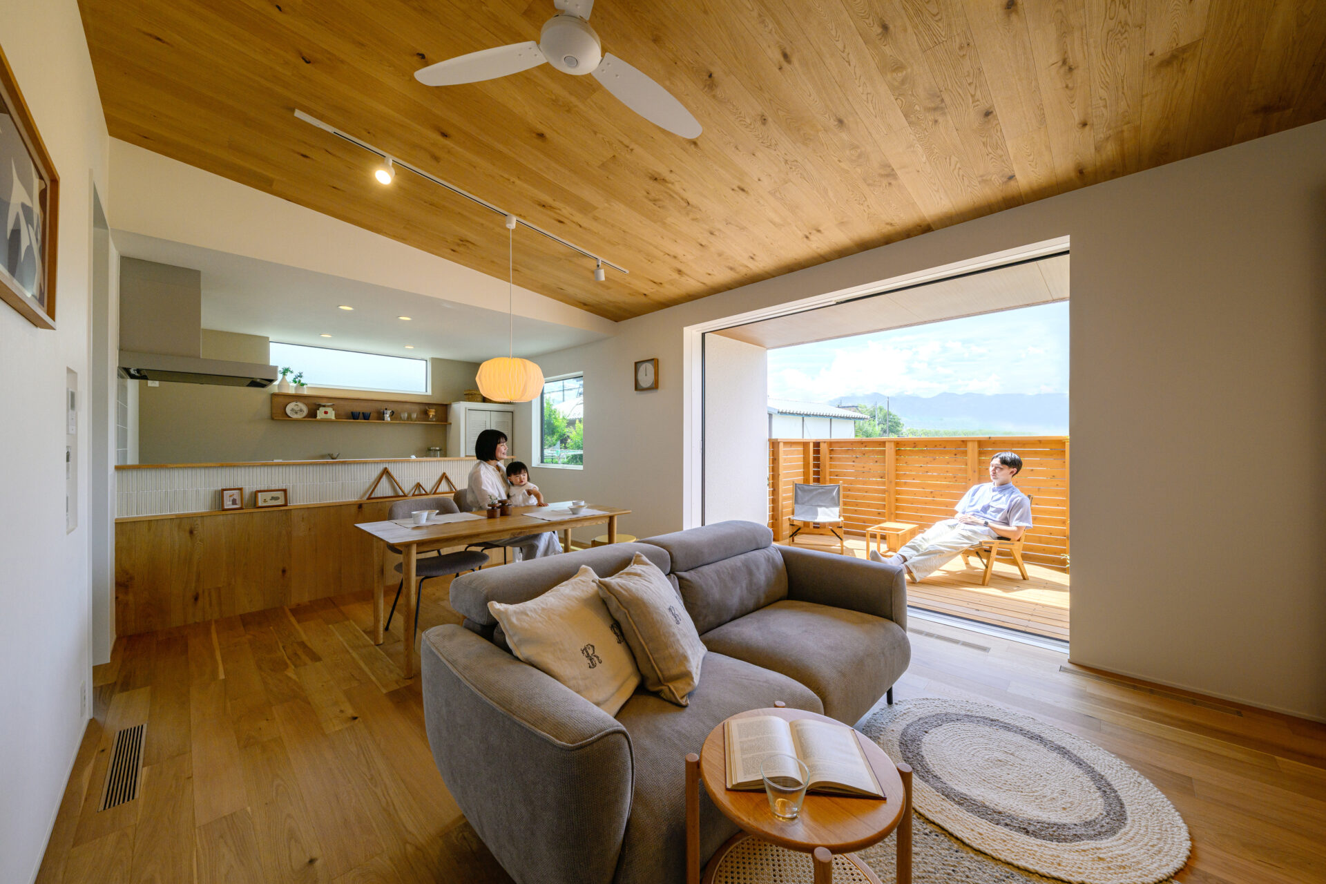 LaW by 光と風設計社　12月13日・日（土・日）『暮らし展』OPEN見学会開催